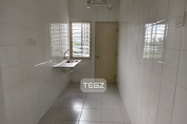 Pangsapuri Akasia, Bandar Botanic