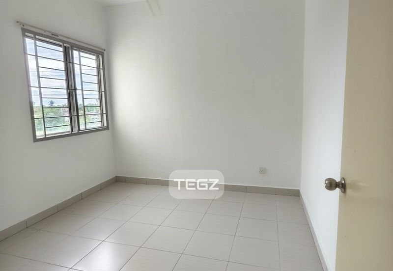 Pangsapuri Akasia, Bandar Botanic