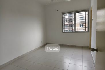 Pangsapuri Akasia, Bandar Botanic