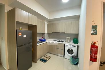 Gravit8 @ Klang South