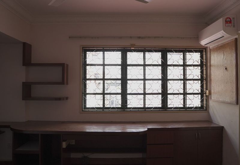 C H E A P 2 Storey Bungalow House @ Bangsar