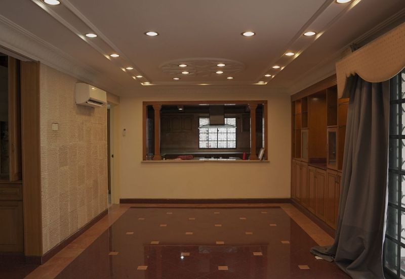 C H E A P 2 Storey Bungalow House @ Bangsar