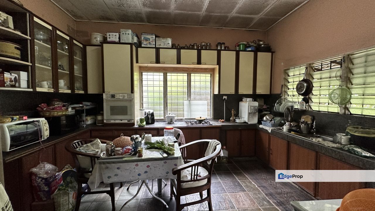 CHEAP 2 Sty Bungalow at Bangsar for sale, Kuala Lumpur, Bangsar