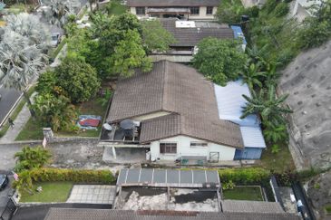  C H E A P 1 Storey Bungalow House @ Bangsar