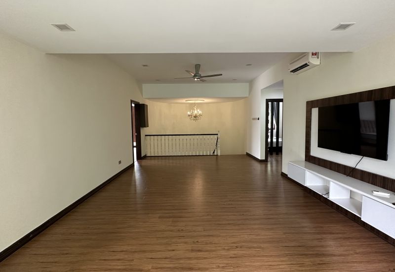 C H E A P 2 Storey C O R N E R Bungalow House renovated