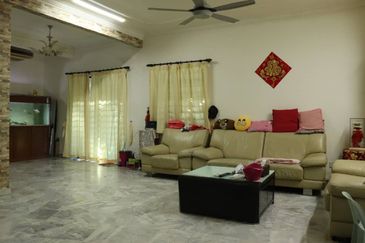 Bandar Tun Hussein Onn