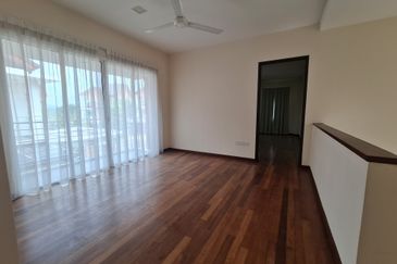  C H E A P 2 storey corner Bungalow @ Sg Long, Cheras