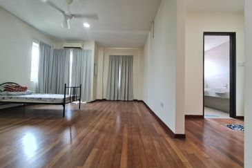  C H E A P 2 storey corner Bungalow @ Sg Long, Cheras