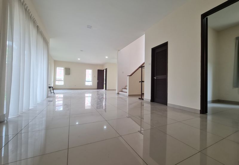  C H E A P 2 storey corner Bungalow @ Sg Long, Cheras