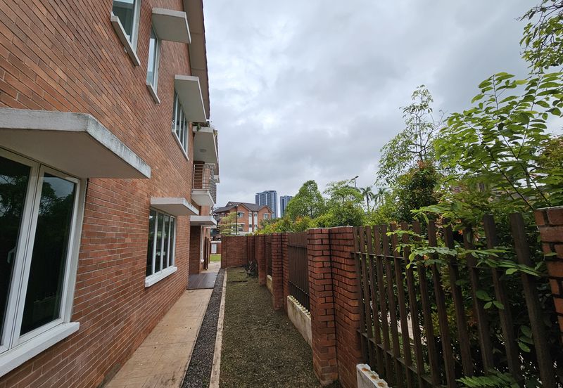  C H E A P 2 storey corner Bungalow @ Sg Long, Cheras