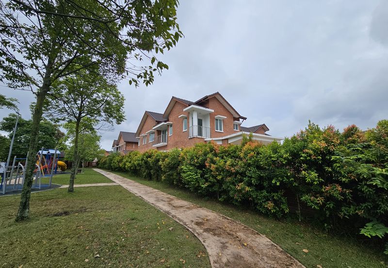  C H E A P 2 storey corner Bungalow @ Sg Long, Cheras