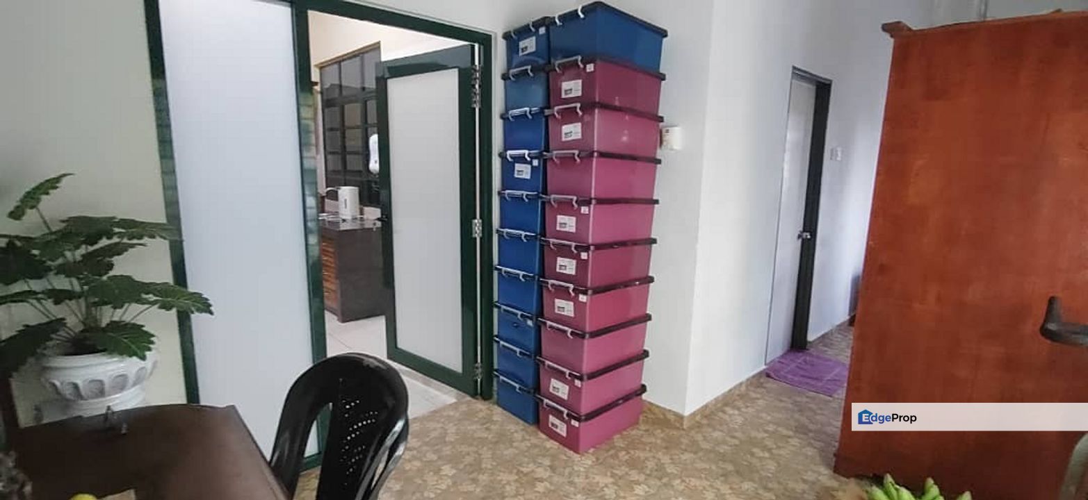 C H E A P 2 Sty Bungalow with Big Land @ Bandar Tun Hussein Onn, Selangor, Batu 9th Cheras