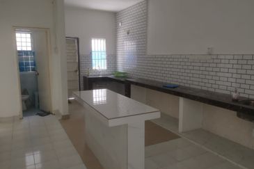 C H E A P Semi D Bdr Sg Long