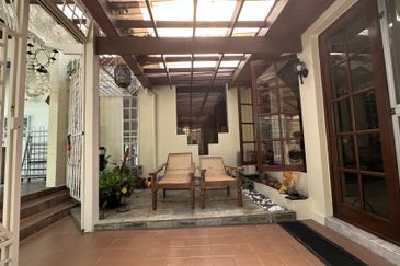 C H E A P 1 Sty Bungalow @ Bangsar, KL For Sale