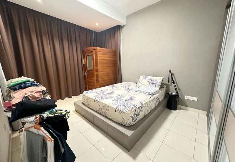 Sg Long Residence for Sale