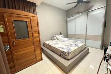 Sg Long Residence for Sale