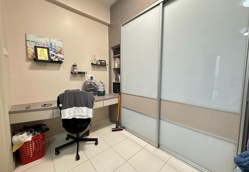 Sg Long Residence for Sale