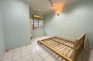 CHEAP 2 Sty Semi-D at Sungai Long Cheras