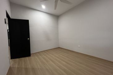 C H E A P Single Storey Terrace House @ Old Klang Road