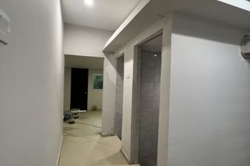 C H E A P Single Storey Terrace House @ Old Klang Road