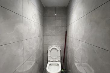 C H E A P Single Storey Terrace House @ Old Klang Road