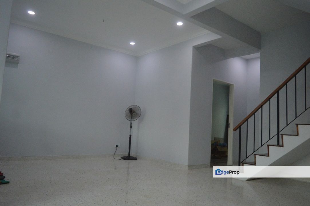 C H E A P 2-Storey Terrace House @ Tmn Cempaka, Selangor, Ampang
