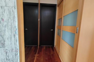 CHEAP 2 sty CORNER Bungalow at Bukit Sungai Long 