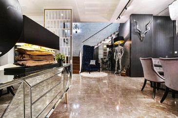 CHEAP 3 Storey Corner Semi D Bandar Sungai Long CHERAS