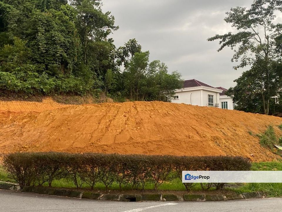 C H E A P bungalow land at Equine Park, Seri Kembangan, Selangor, Seri Kembangan