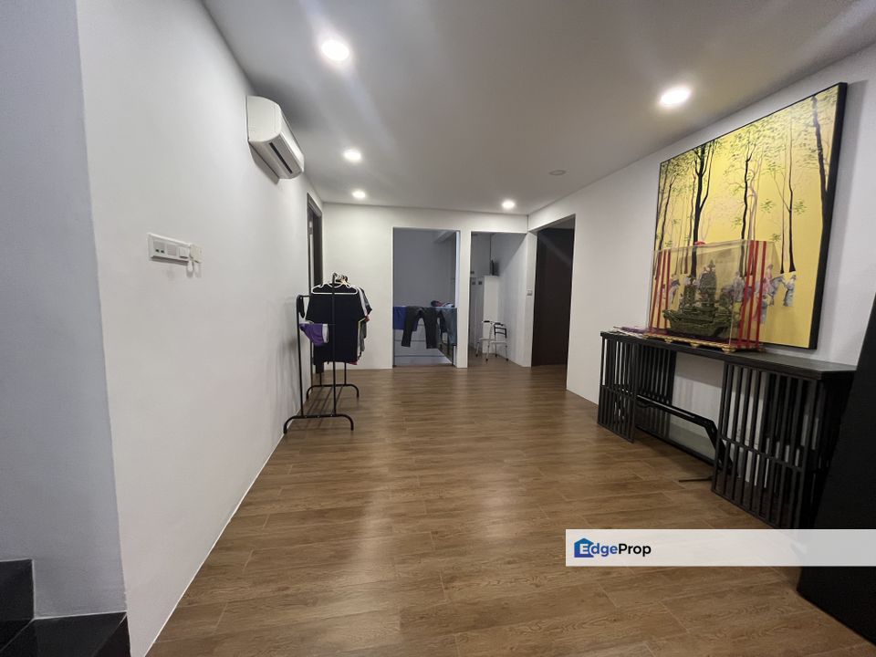 C H E A P 2.5 storey Semi D @ Taman lagenda mas cheras , Selangor, Batu 9th Cheras