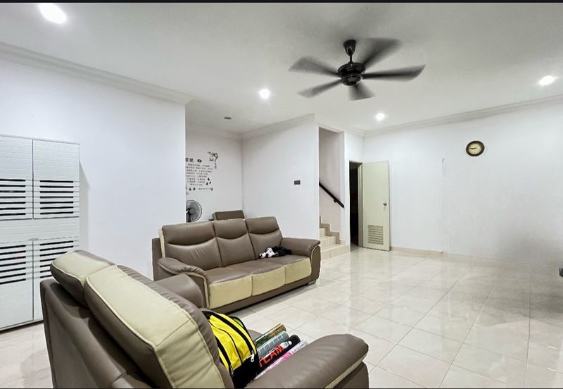 C H E A P 2.5 sty house @ Bandar Damai Perdana