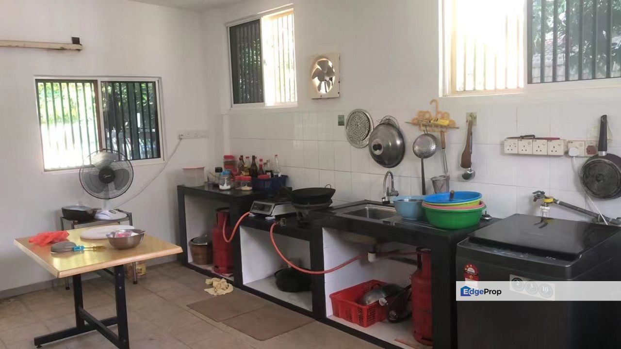 C H E A P 1-Storey C O R N E R house @ Taman Midah Cheras, Kuala Lumpur, Cheras