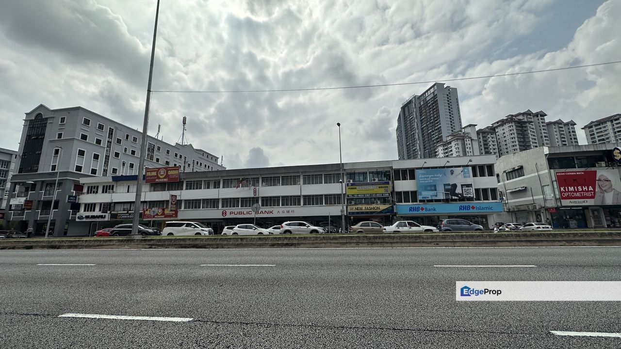 C H E A P 4 Storey Shop E N D L O T  facing Jln Genting Kelang main road, Kuala Lumpur, Setapak