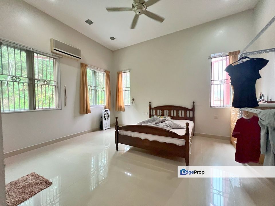 C H E A P 2.5 Storey bungalow @ Wangsa Cheras with approval & super spacious renovated condition, Selangor, Batu 9th Cheras