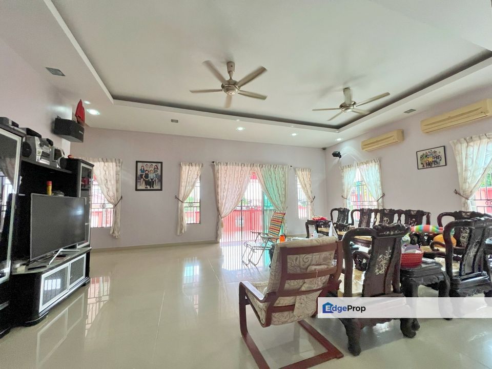 C H E A P 2.5 Storey bungalow @ Wangsa Cheras with approval & super spacious renovated condition, Selangor, Batu 9th Cheras
