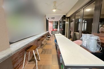 CHEAP 2 Sty Corner Semi-D at Bukit Sungai Long 