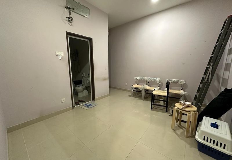 CHEAP 2 Sty Corner Semi-D at Bukit Sungai Long 