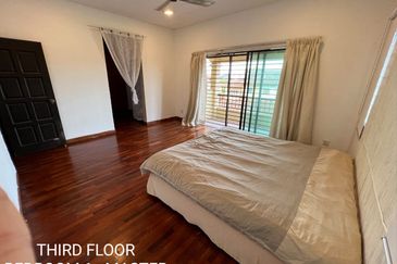 C H E A P 2.5 Storey Semi-D @ Sejati Hill, Sungai Long 