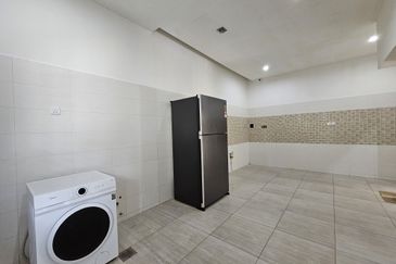 C H E A P 2 sty Semi D @ Wira Heights with good condition