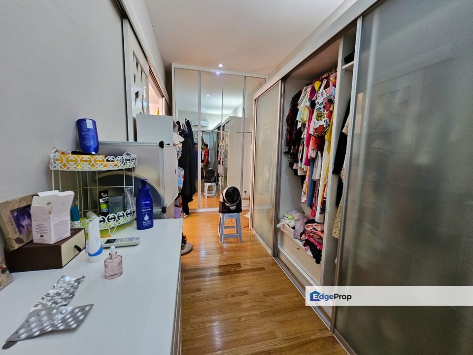 CHEAP 3 Sty Bungalow Endlot at Twin Palm Sungai Long, Selangor, Bandar Sungai Long