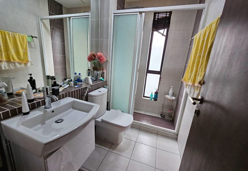 CHEAP 3 Sty Bungalow Endlot at Twin Palm Sungai Long