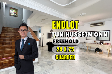 Bandar Tun Hussein Onn