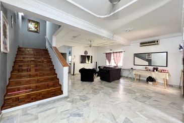 Bandar Tun Hussein Onn