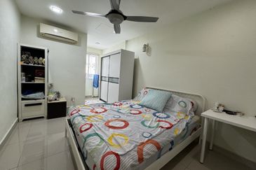 Bandar Tun Hussein Onn