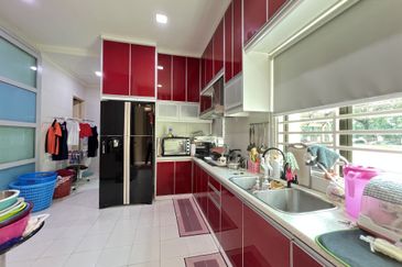 Bandar Tun Hussein Onn