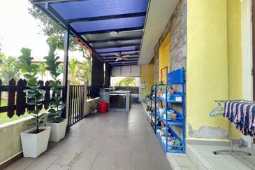 Bandar Tun Hussein Onn