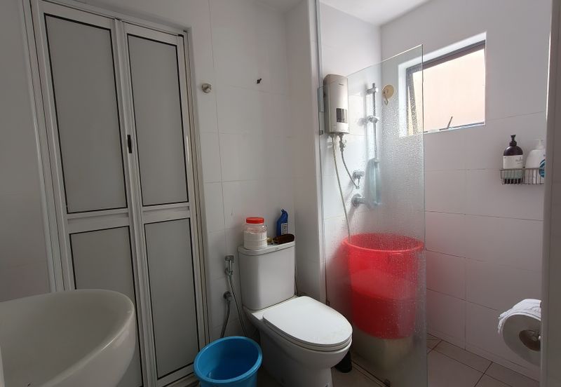 C H E A P 3 Storey Superlink @ Tmn Esplanad Bukit Jalil