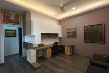 C H E A P 3 Storey Superlink @ Tmn Esplanad Bukit Jalil