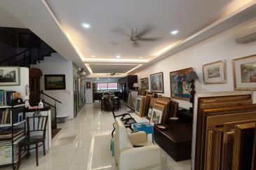 C H E A P 3 Storey Superlink @ Tmn Esplanad Bukit Jalil