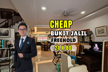 C H E A P 3 Storey Superlink @ Tmn Esplanad Bukit Jalil